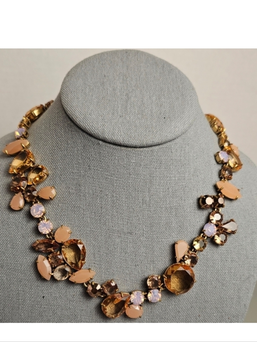 [J. CREW] Peach Crystal Foliage Collar Statement Necklace